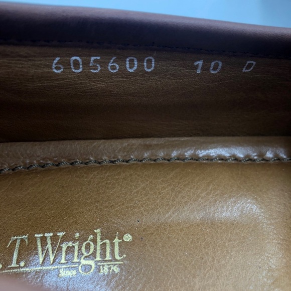 E.T. Wright Beige Brown Leather Tassle Loafer - Picture 4 of 8